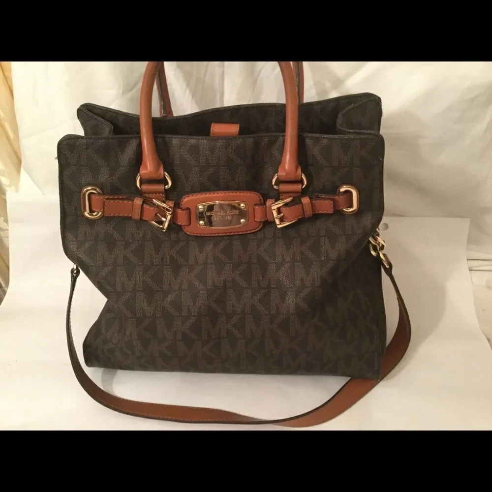 Michael Kors Hamilton PVC Signature Large NS Tote - Picture 2 of 8